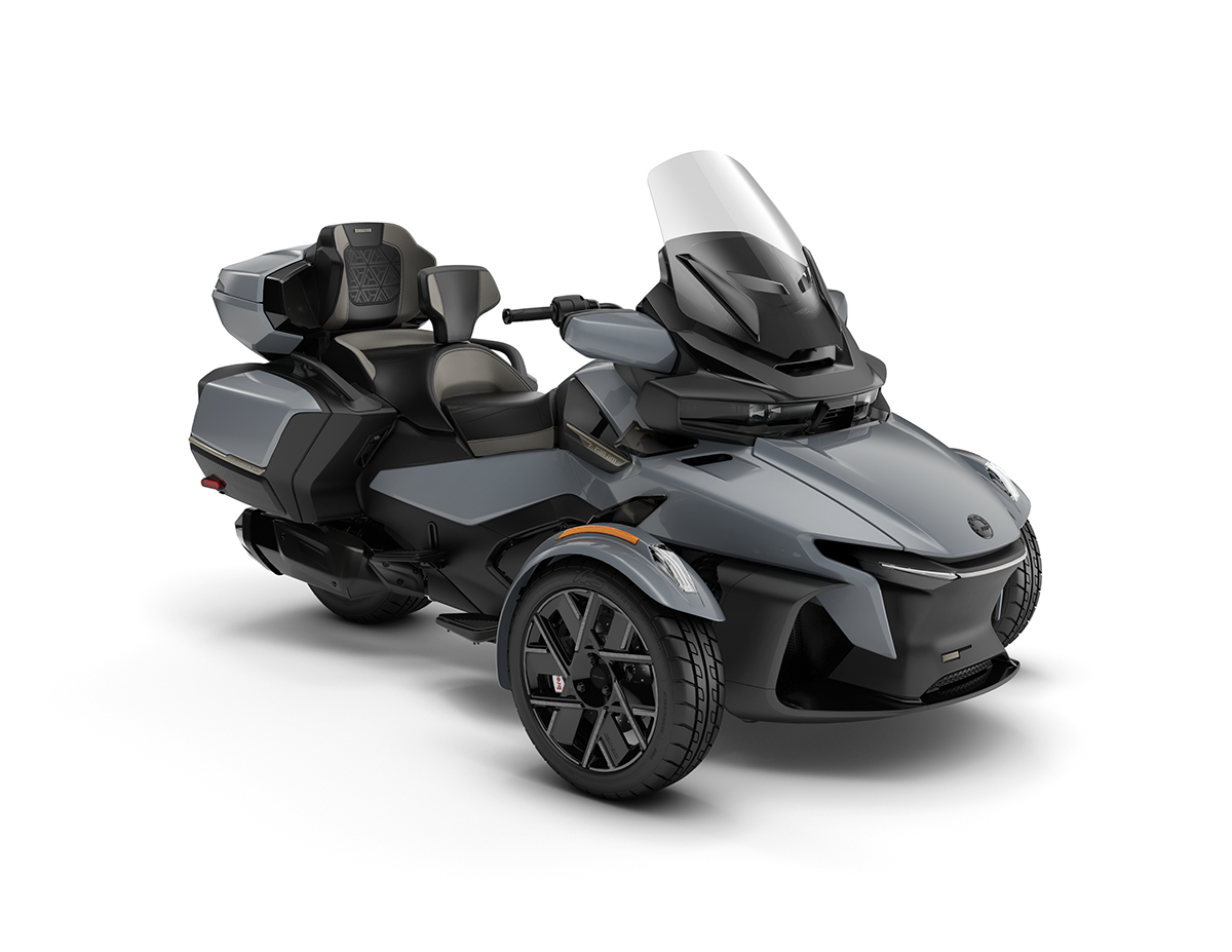 ONRD MY27 3W SPYDER RT STS 1330 ACE DOLOMITE GREY 000G2VA00 STUDIO 3300x2550 34F NA (1)