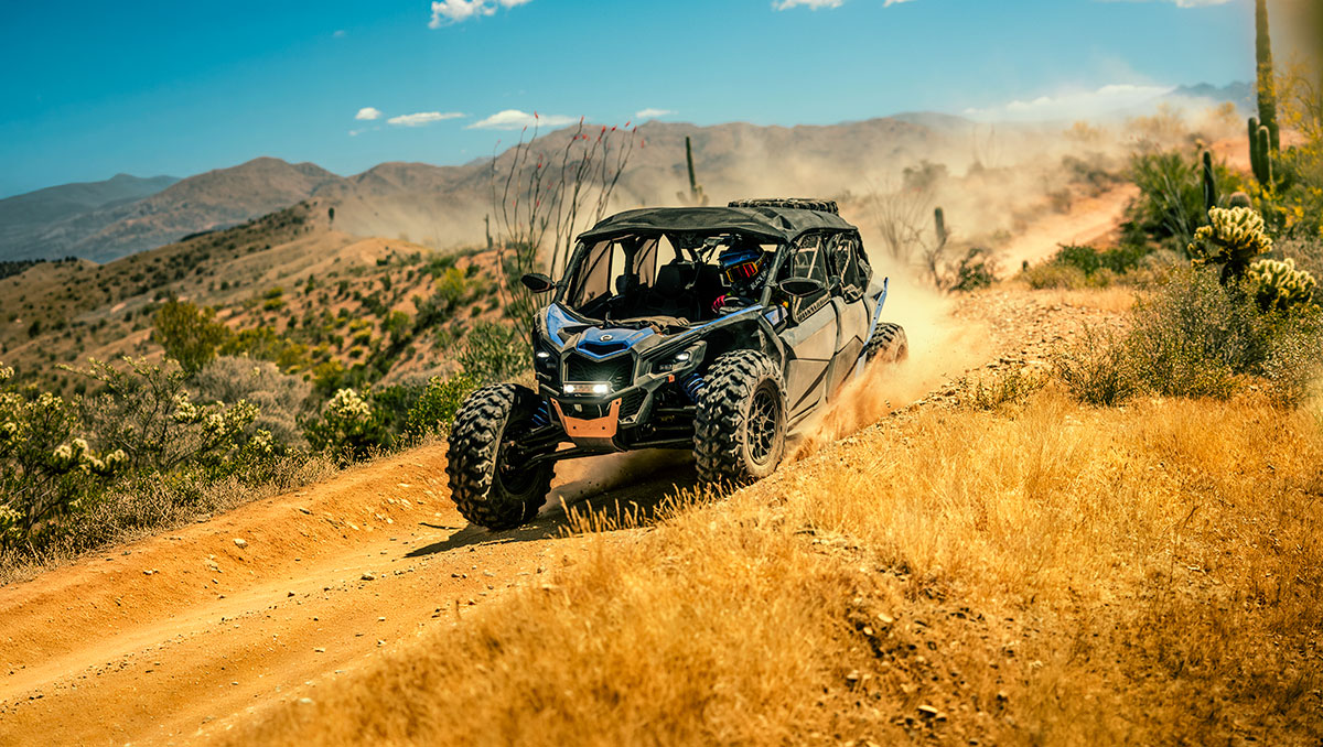 ORV MY27 SSV MAV X3 MAX DS TURBO DAZZLING BLUE ACTION 6571 RGB
