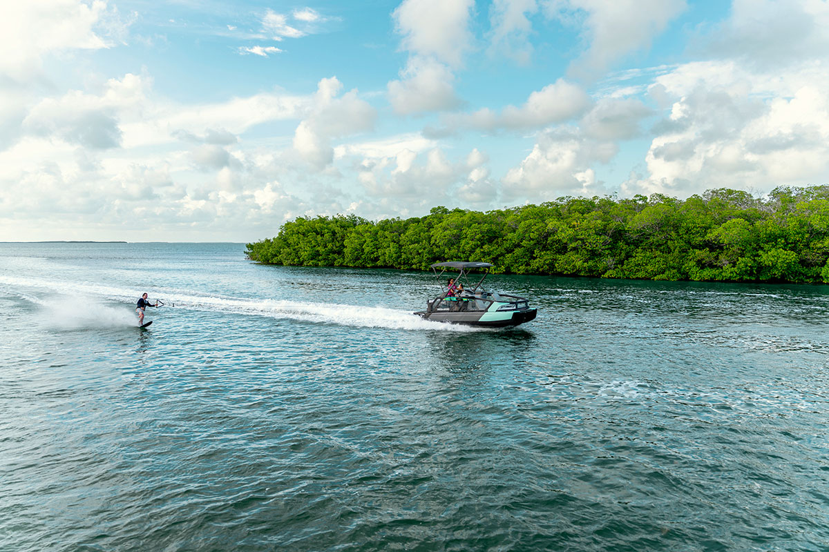 SEA MY27 SWISPORT18 ACT 00912 RGB